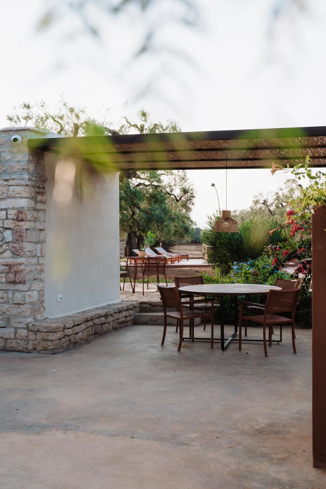 ファザーノ Ozio - Il Trullo Rosso Bed & Breakfast エクステリア 写真