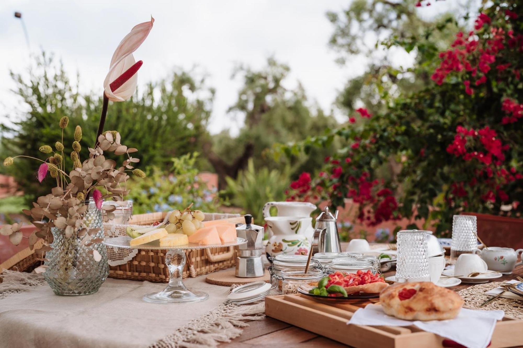 ファザーノ Ozio - Il Trullo Rosso Bed & Breakfast エクステリア 写真